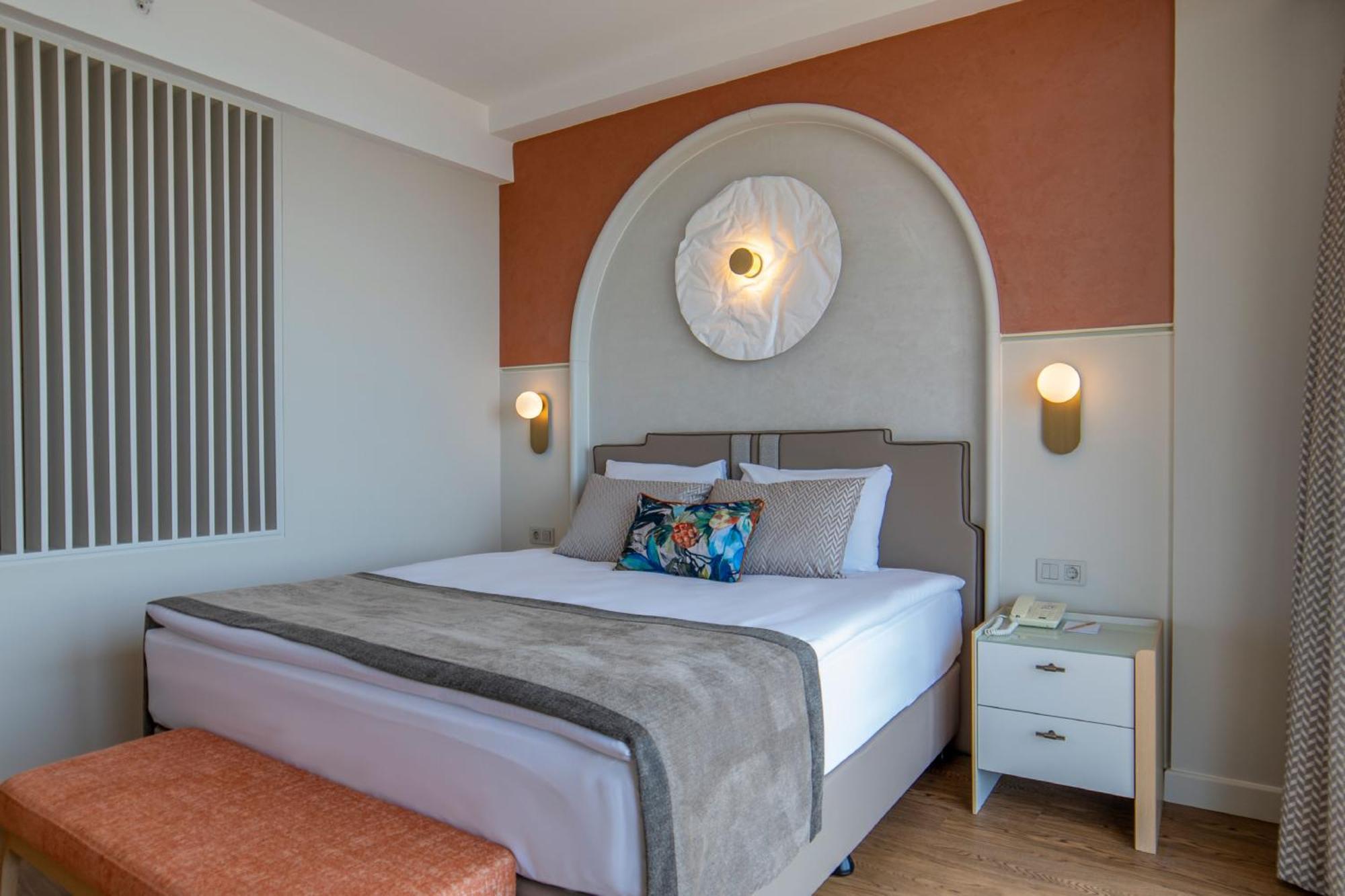 Deluxe Suite,1567034789:JPEG